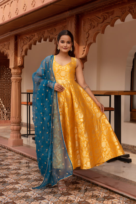 Yellow Jacquard Gotapatti Organza Anarkali Suit Set