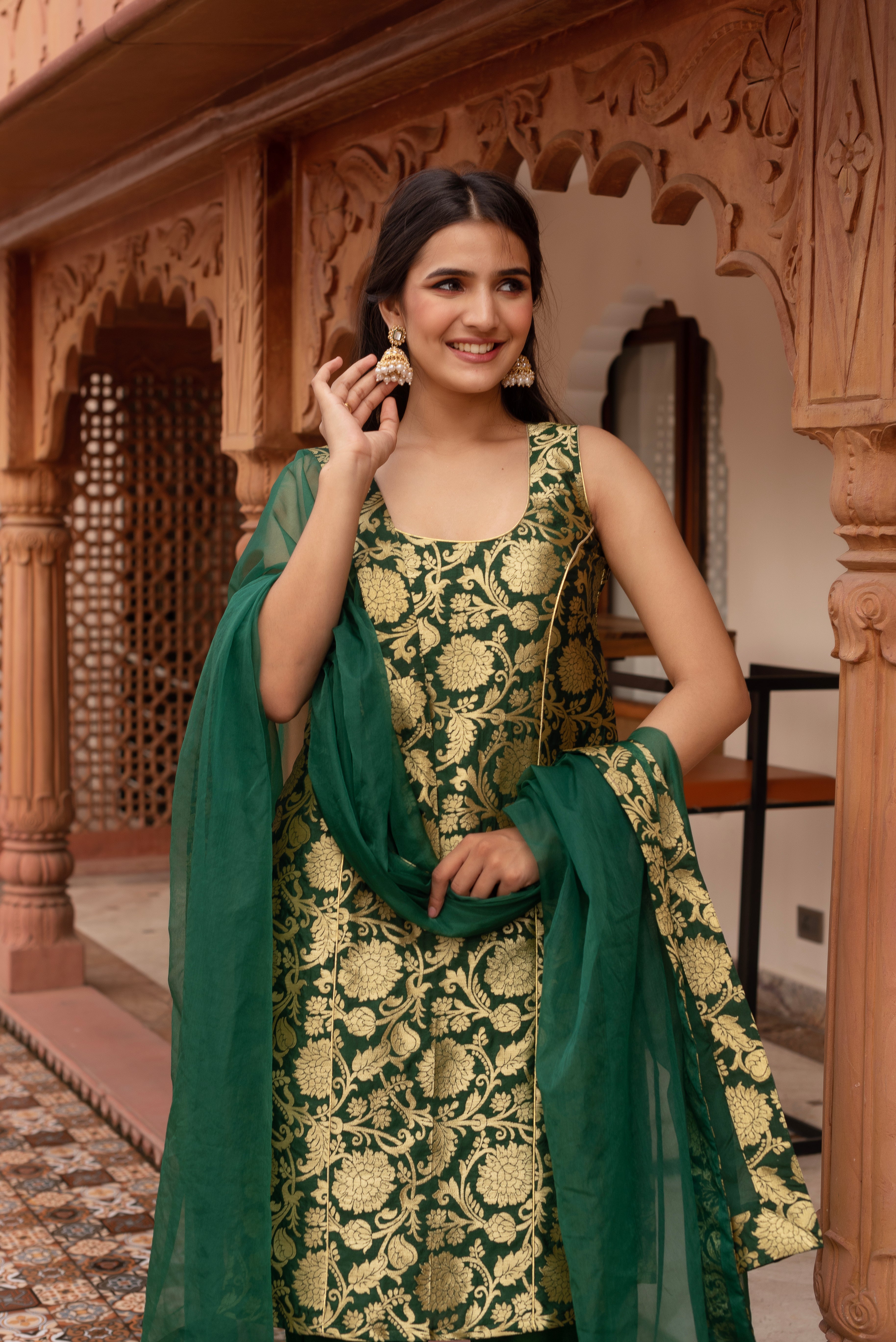 Green Jacquard Straight Suit Set